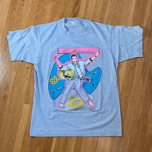 Vintage unisex super soft Gray Elvis Graphic T-Shirt